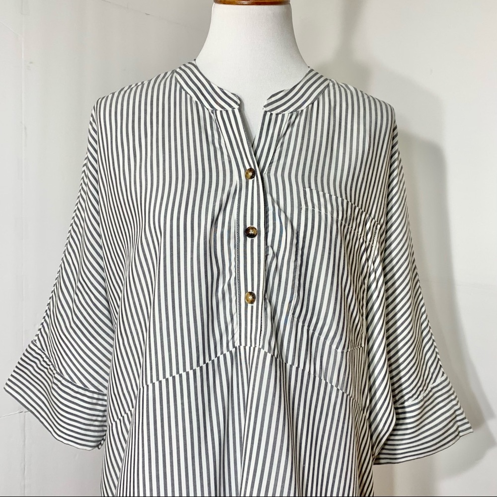 SOLD-Show Me Your Mumu Oversize Popover Tunic - Picture 3 of 10